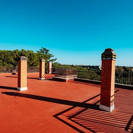 Giulia And Giada's House *