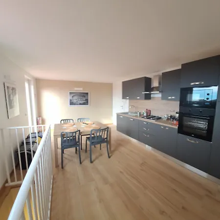 Apartament Giulia And Giada's House *